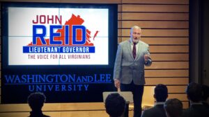 John Reid speaking to W&L students in the Northen Auditorium in Leyburn Library.