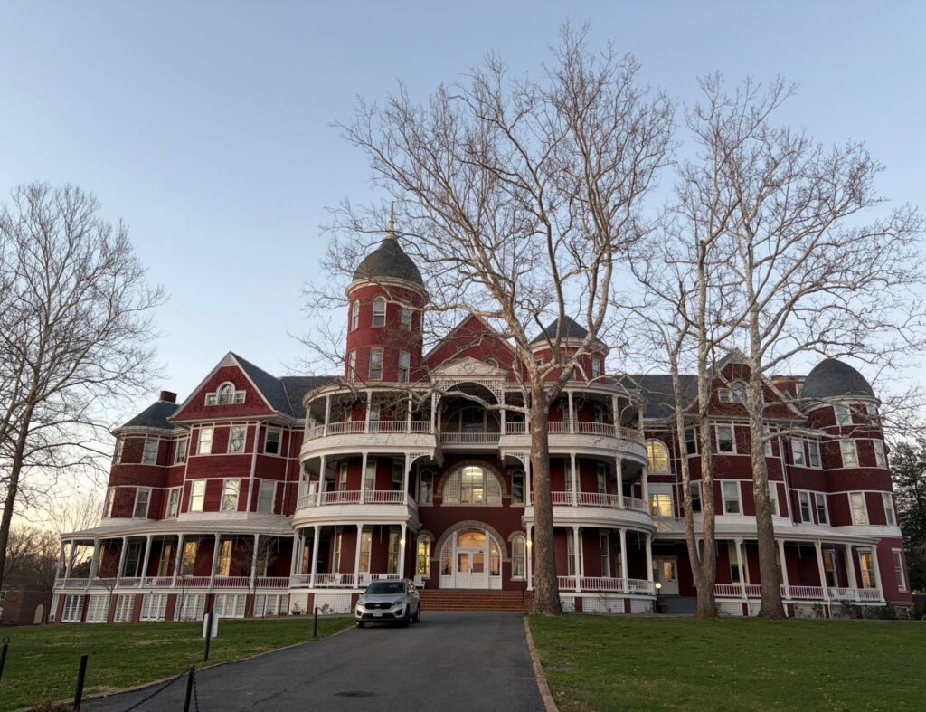 The outside of a red brick building at Southern Virginia University. 